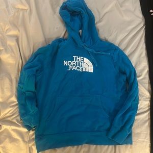 Women’s The North Face Sweatshirt!